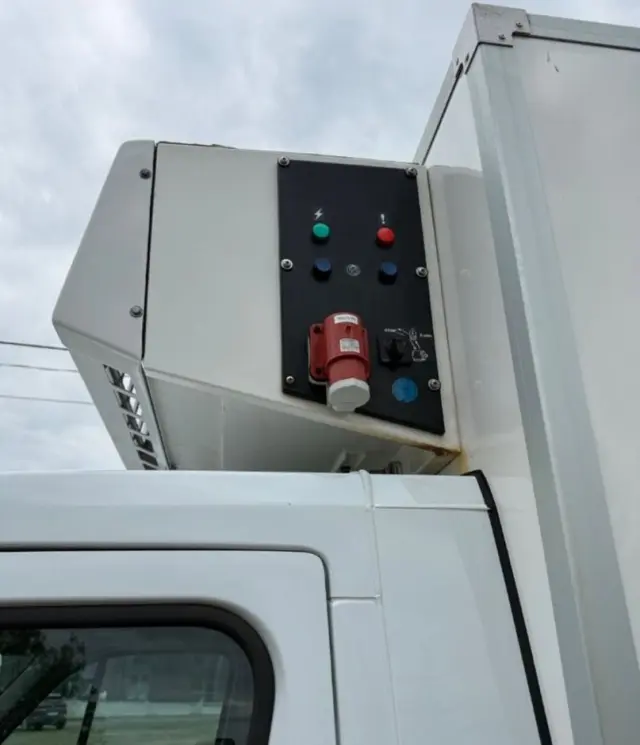 RENAULT Master -40 Chłodnia Mroznia izoterma 