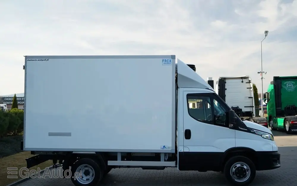 IVECO DAILY 35-180 / CHŁODNIA / AGREGAT CARRIER XARIOS 350 / HI-MATIC / BLIŹNIAK / SPROWADZONY 