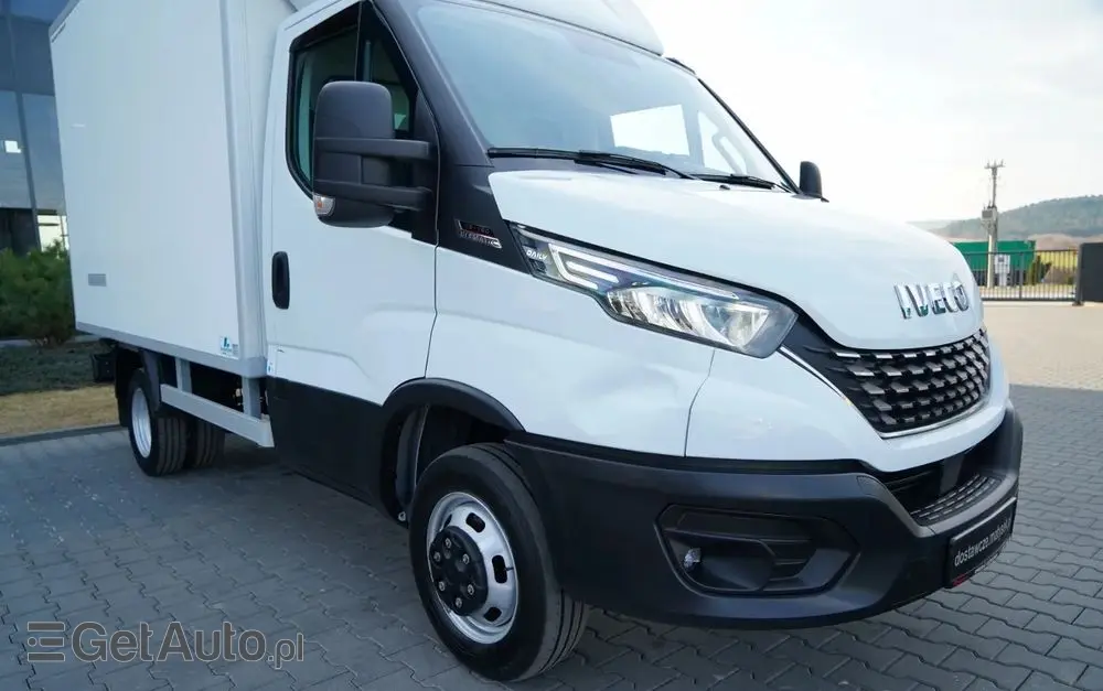 IVECO DAILY 35-180 / CHŁODNIA / AGREGAT CARRIER XARIOS 350 / HI-MATIC / BLIŹNIAK / SPROWADZONY 