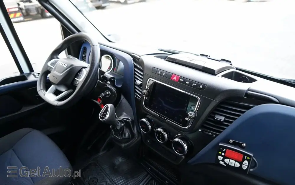 IVECO DAILY 35-180 / CHŁODNIA / AGREGAT CARRIER XARIOS 350 / HI-MATIC / BLIŹNIAK / SPROWADZONY 