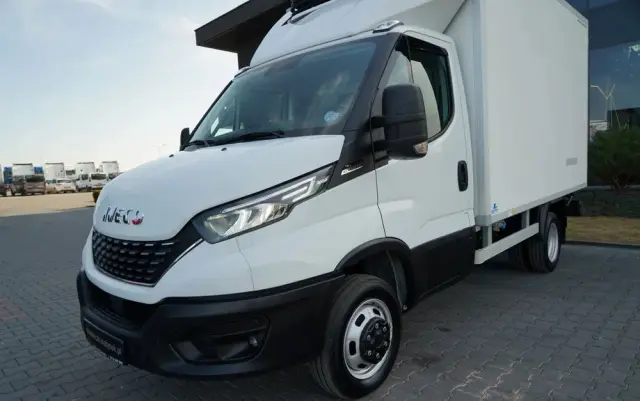 IVECO DAILY 35-180 / CHŁODNIA / AGREGAT CARRIER XARIOS 350 / HI-MATIC / BLIŹNIAK / SPROWADZONY 