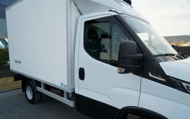 IVECO DAILY 35-180 / CHŁODNIA / AGREGAT CARRIER XARIOS 350 / HI-MATIC / BLIŹNIAK / SPROWADZONY 