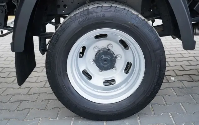 IVECO DAILY 35-180 / CHŁODNIA / AGREGAT CARRIER XARIOS 350 / HI-MATIC / BLIŹNIAK / SPROWADZONY 