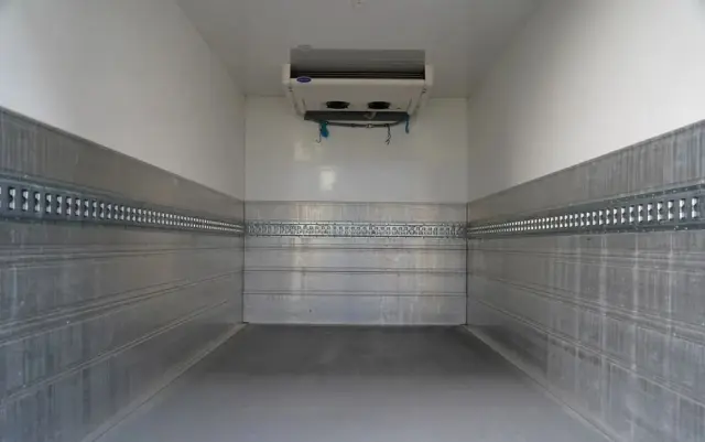 IVECO DAILY 35-180 / CHŁODNIA / AGREGAT CARRIER XARIOS 350 / HI-MATIC / BLIŹNIAK / SPROWADZONY 