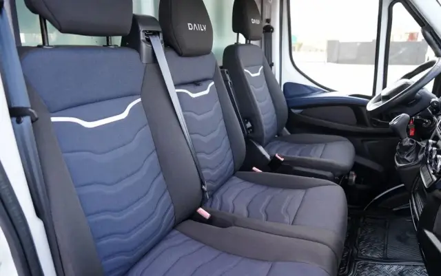 IVECO DAILY 35-180 / CHŁODNIA / AGREGAT CARRIER XARIOS 350 / HI-MATIC / BLIŹNIAK / SPROWADZONY 