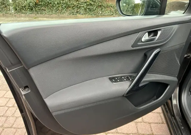 PEUGEOT 508 HDi FAP 140 Family