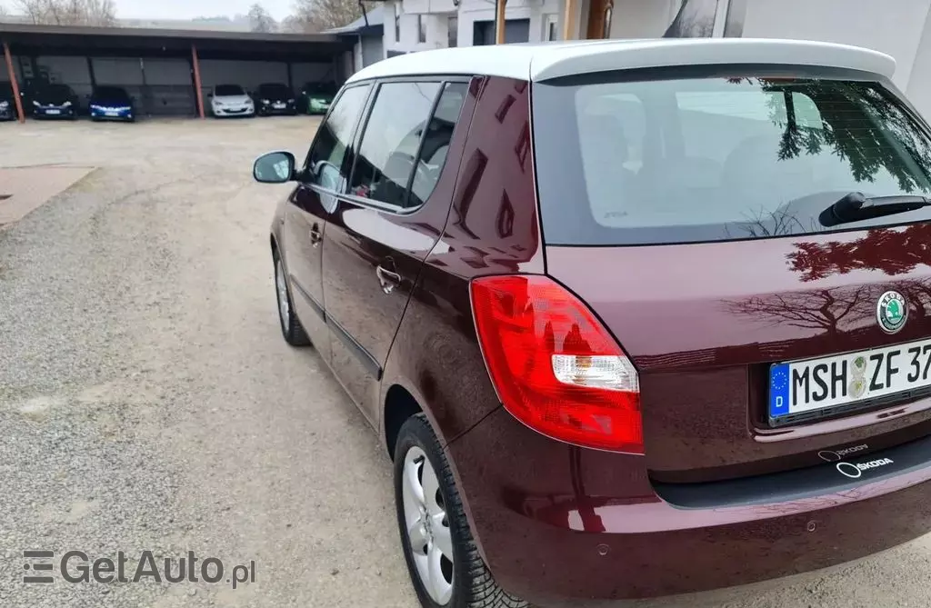 SKODA Fabia 