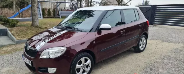 SKODA Fabia 
