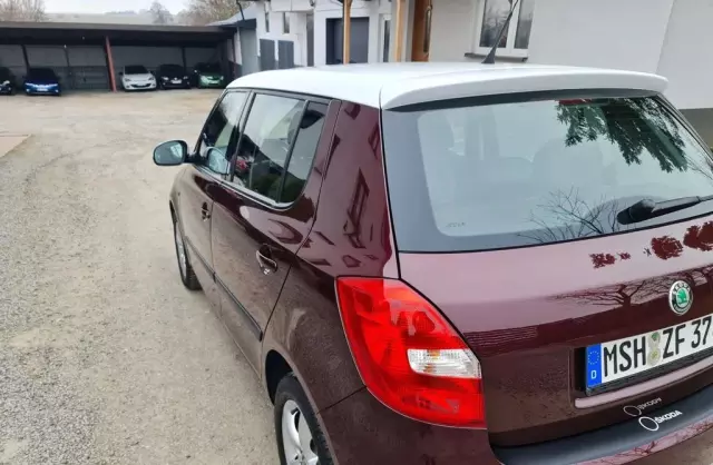 SKODA Fabia 