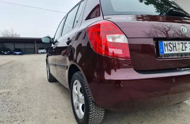SKODA Fabia 