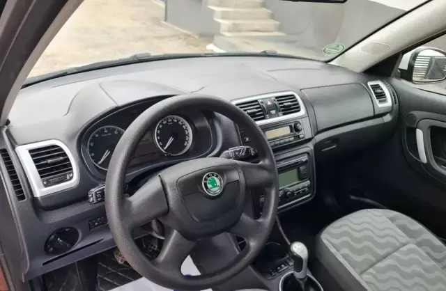 SKODA Fabia 