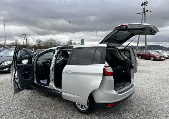 FORD Grand C-MAX 2.0 TDCi Titanium