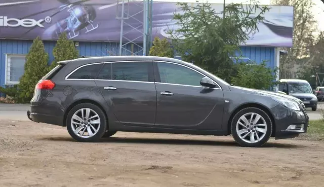 OPEL Insignia 