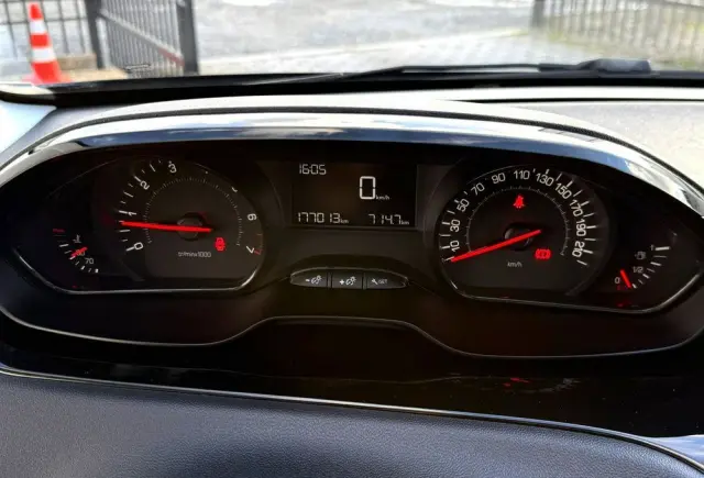 PEUGEOT 208 PureTech 68 Active