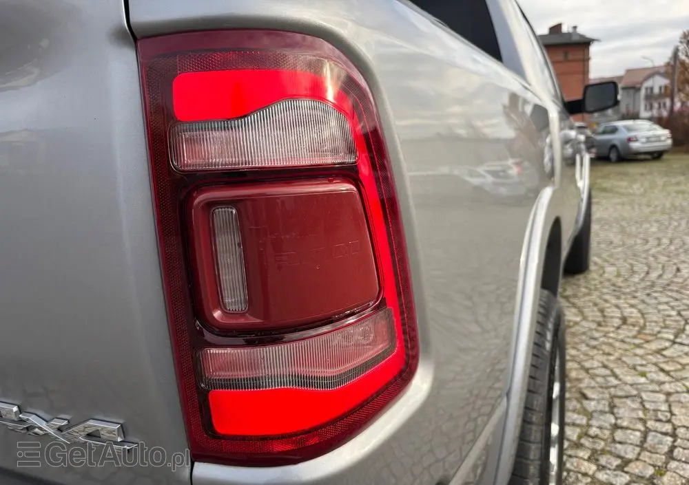 RAM 1500 Quad Cab Laramie