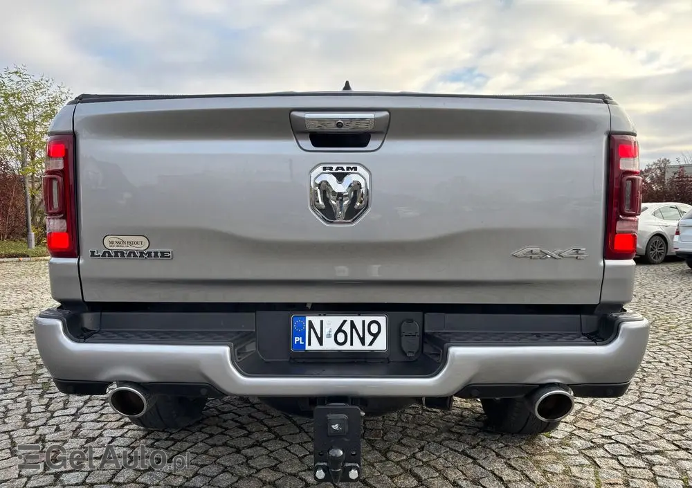 RAM 1500 Quad Cab Laramie