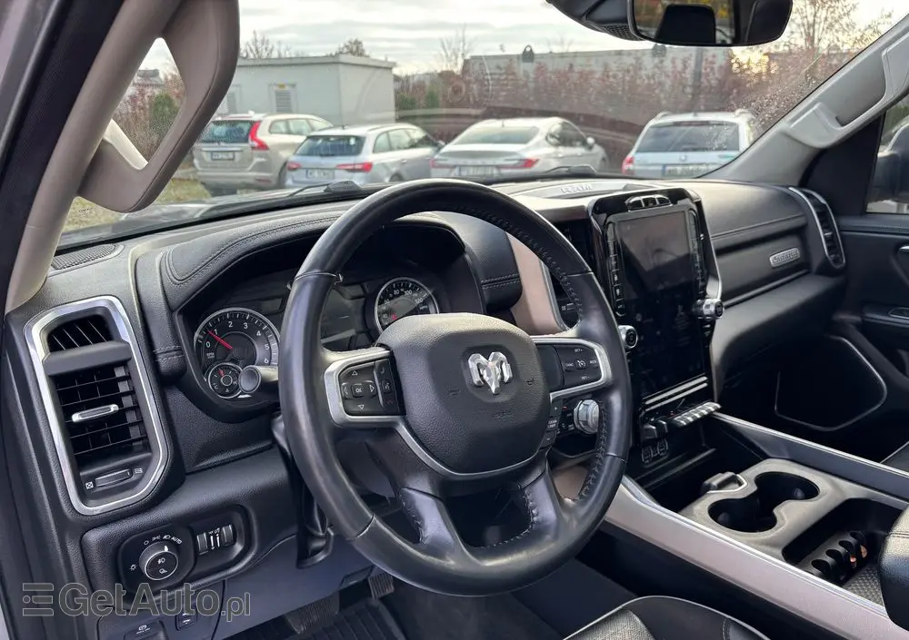 RAM 1500 Quad Cab Laramie