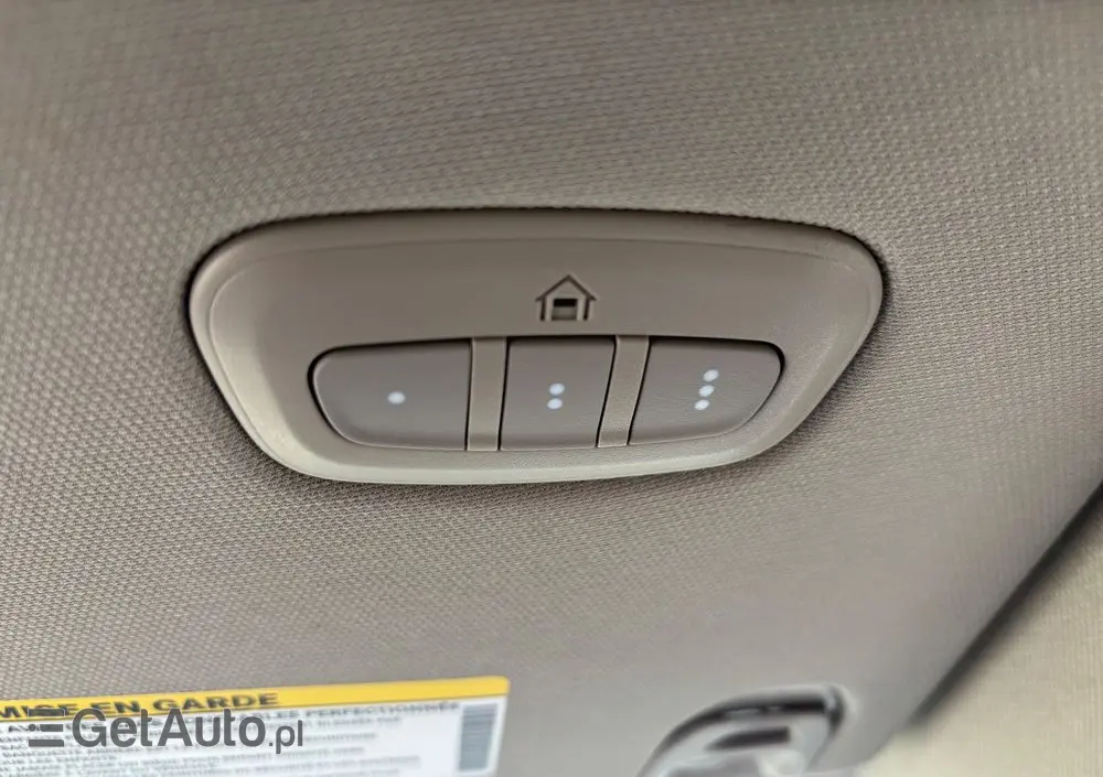 RAM 1500 Quad Cab Laramie