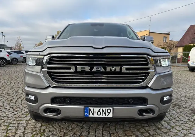 RAM 1500 Quad Cab Laramie