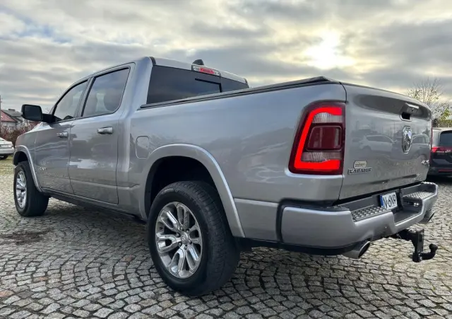RAM 1500 Quad Cab Laramie