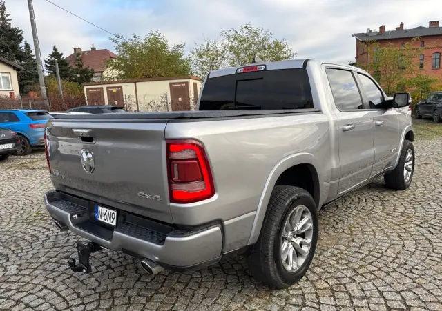 RAM 1500 Quad Cab Laramie