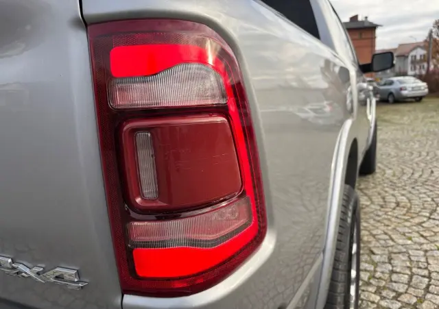 RAM 1500 Quad Cab Laramie