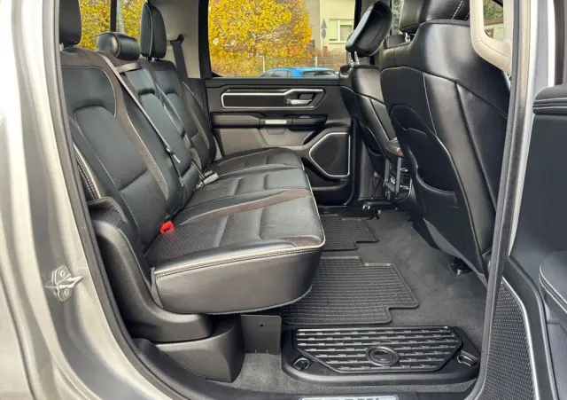 RAM 1500 Quad Cab Laramie