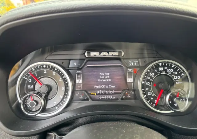 RAM 1500 Quad Cab Laramie