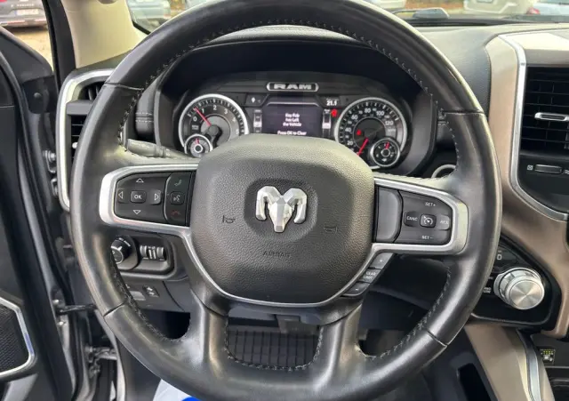 RAM 1500 Quad Cab Laramie