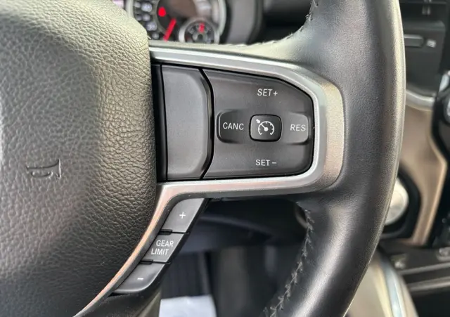 RAM 1500 Quad Cab Laramie