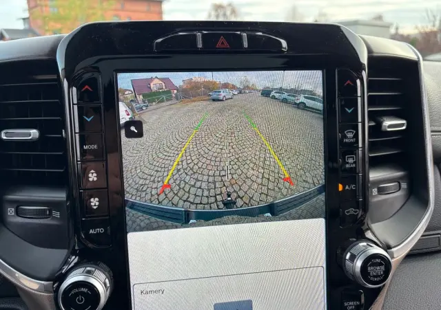 RAM 1500 Quad Cab Laramie