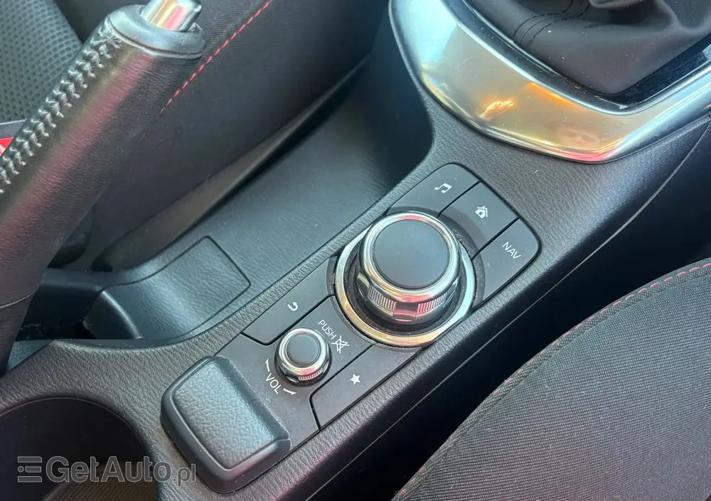 MAZDA 2 SKYACTIV-D 105 Exclusive-Line