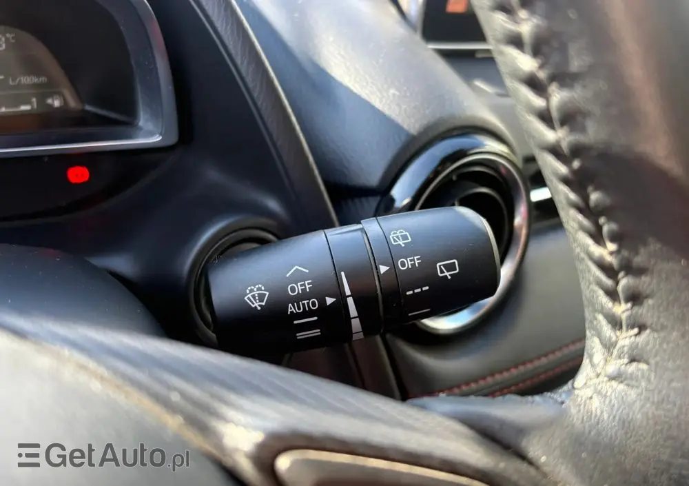 MAZDA 2 SKYACTIV-D 105 Exclusive-Line