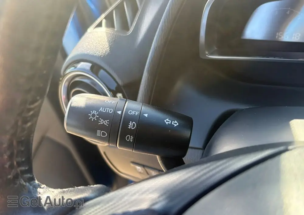 MAZDA 2 SKYACTIV-D 105 Exclusive-Line