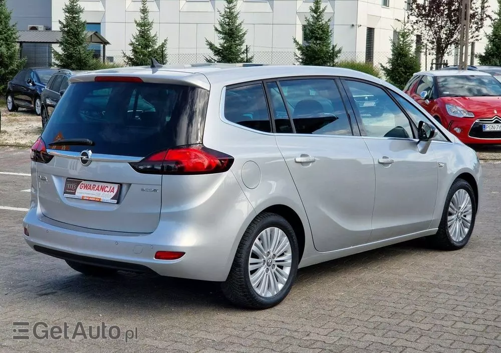 OPEL Zafira 