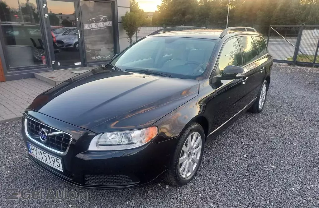 VOLVO V70 