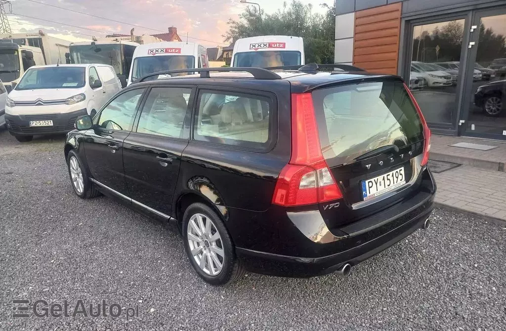 VOLVO V70 