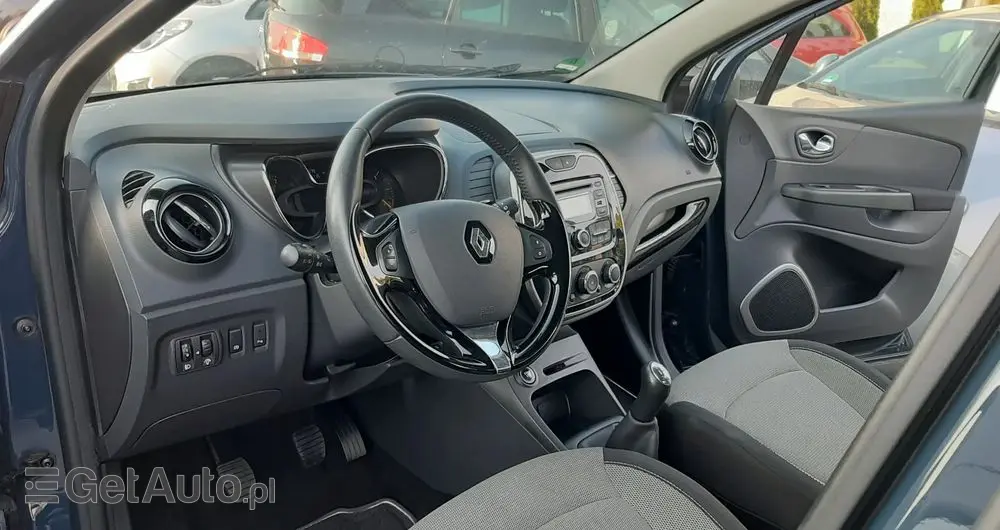 RENAULT Captur 