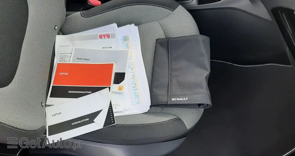 RENAULT Captur 