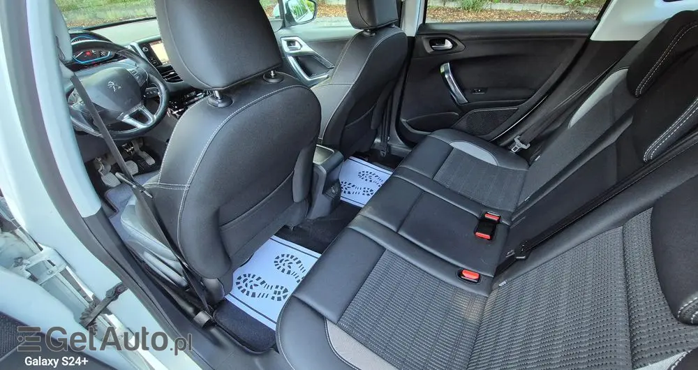 PEUGEOT 2008 1.6 BlueHDi Allure