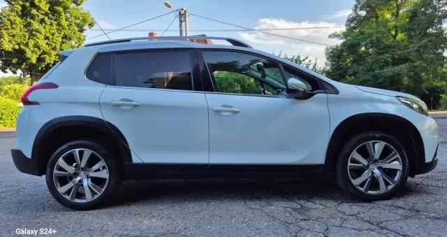 PEUGEOT 2008 1.6 BlueHDi Allure