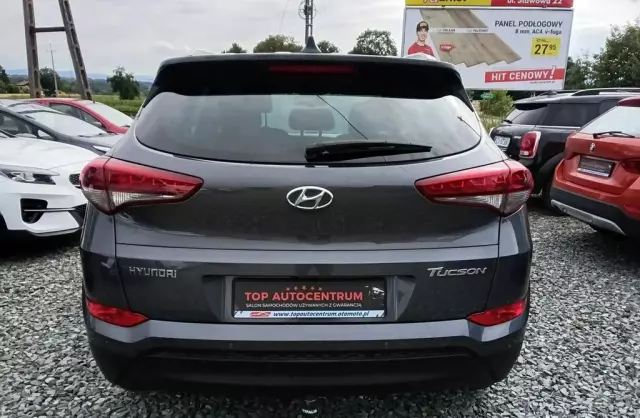 HYUNDAI Tucson 