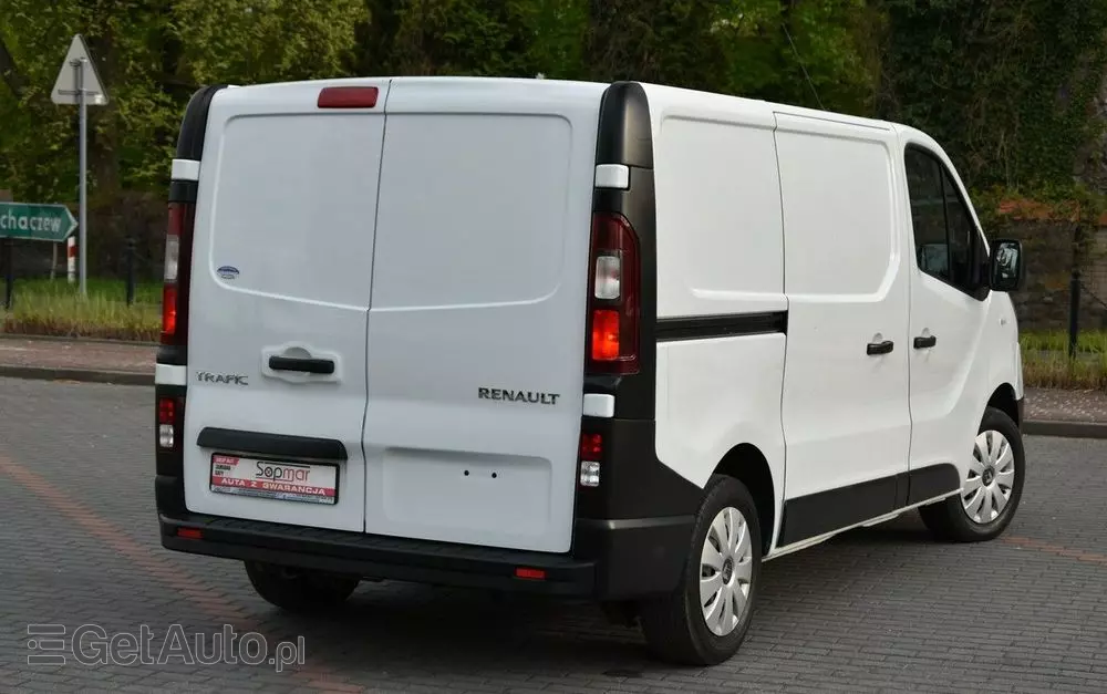 RENAULT Trafic 
