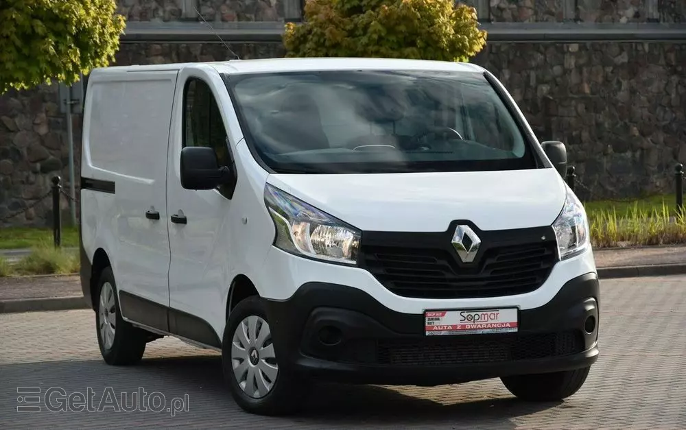RENAULT Trafic 