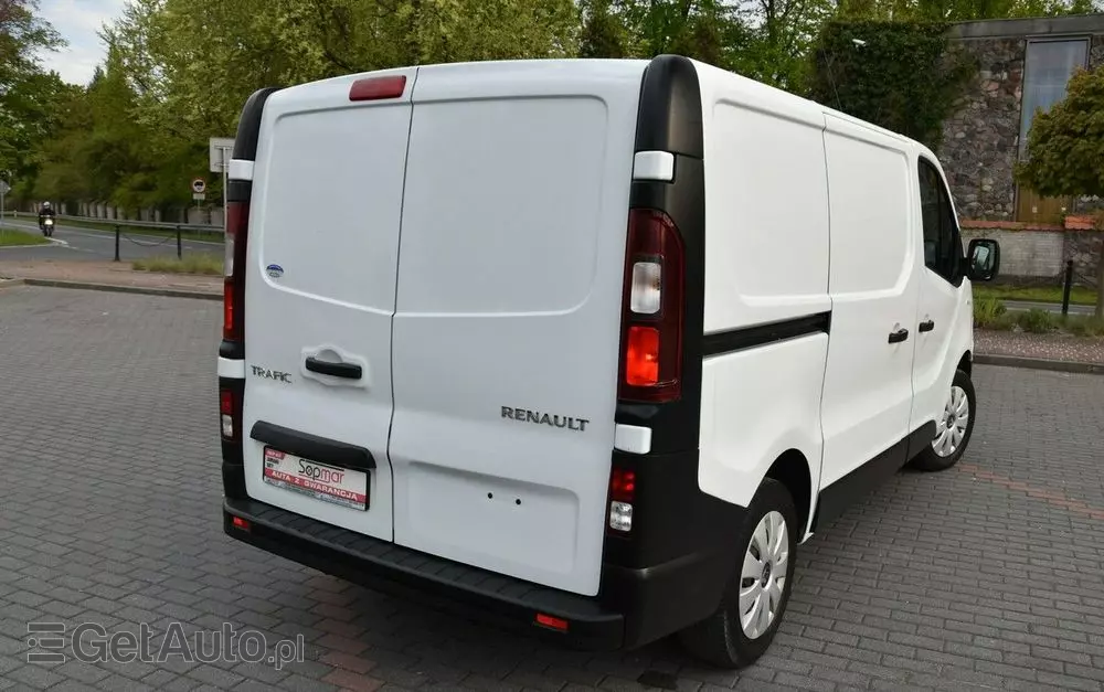 RENAULT Trafic 