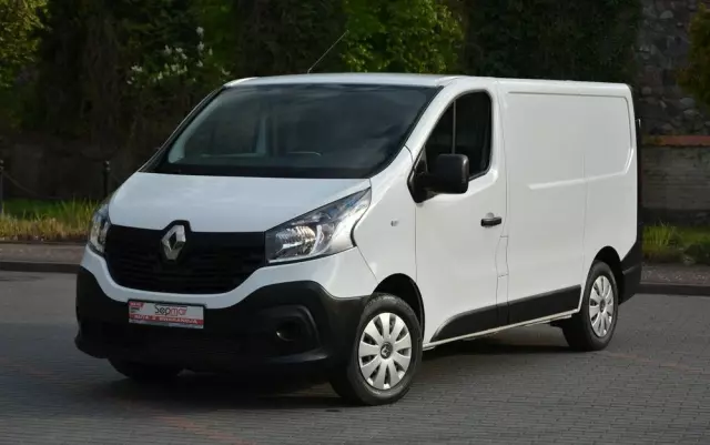 RENAULT Trafic 