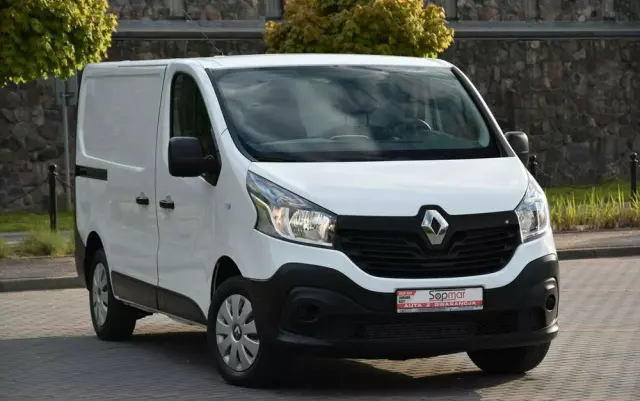RENAULT Trafic 