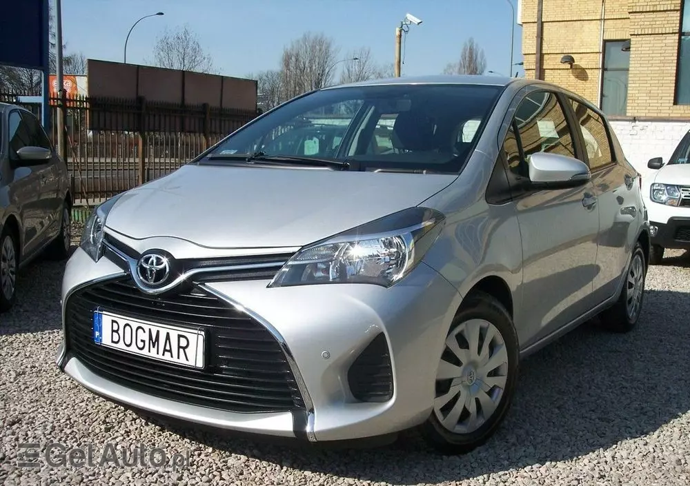 TOYOTA Yaris 1.0 Active