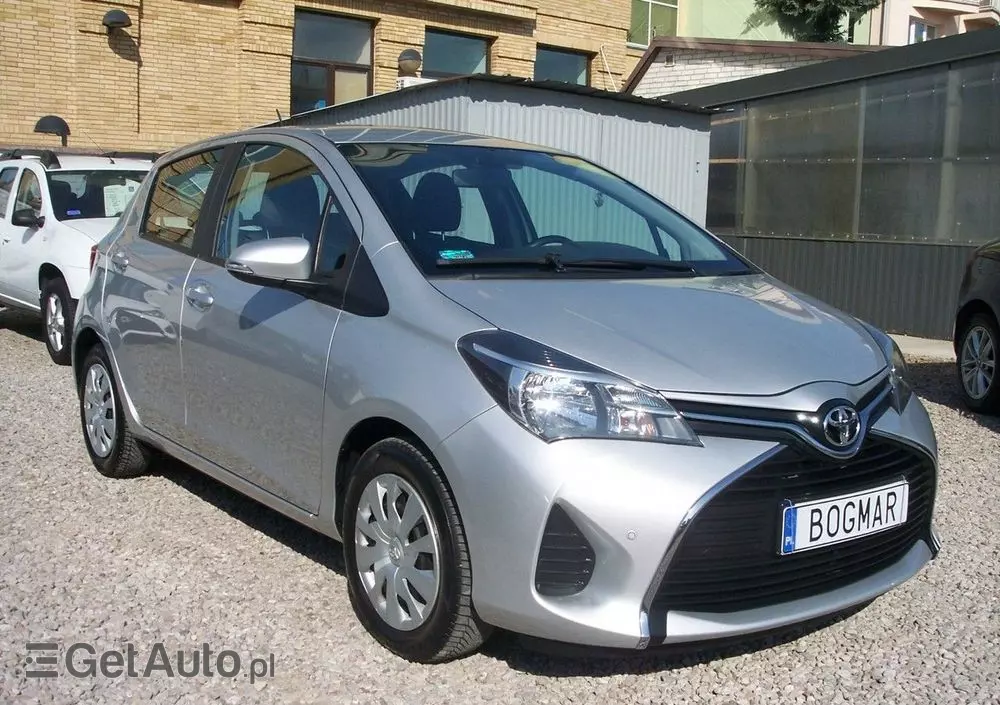 TOYOTA Yaris 1.0 Active