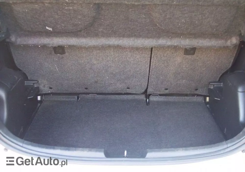 TOYOTA Yaris 1.0 Active